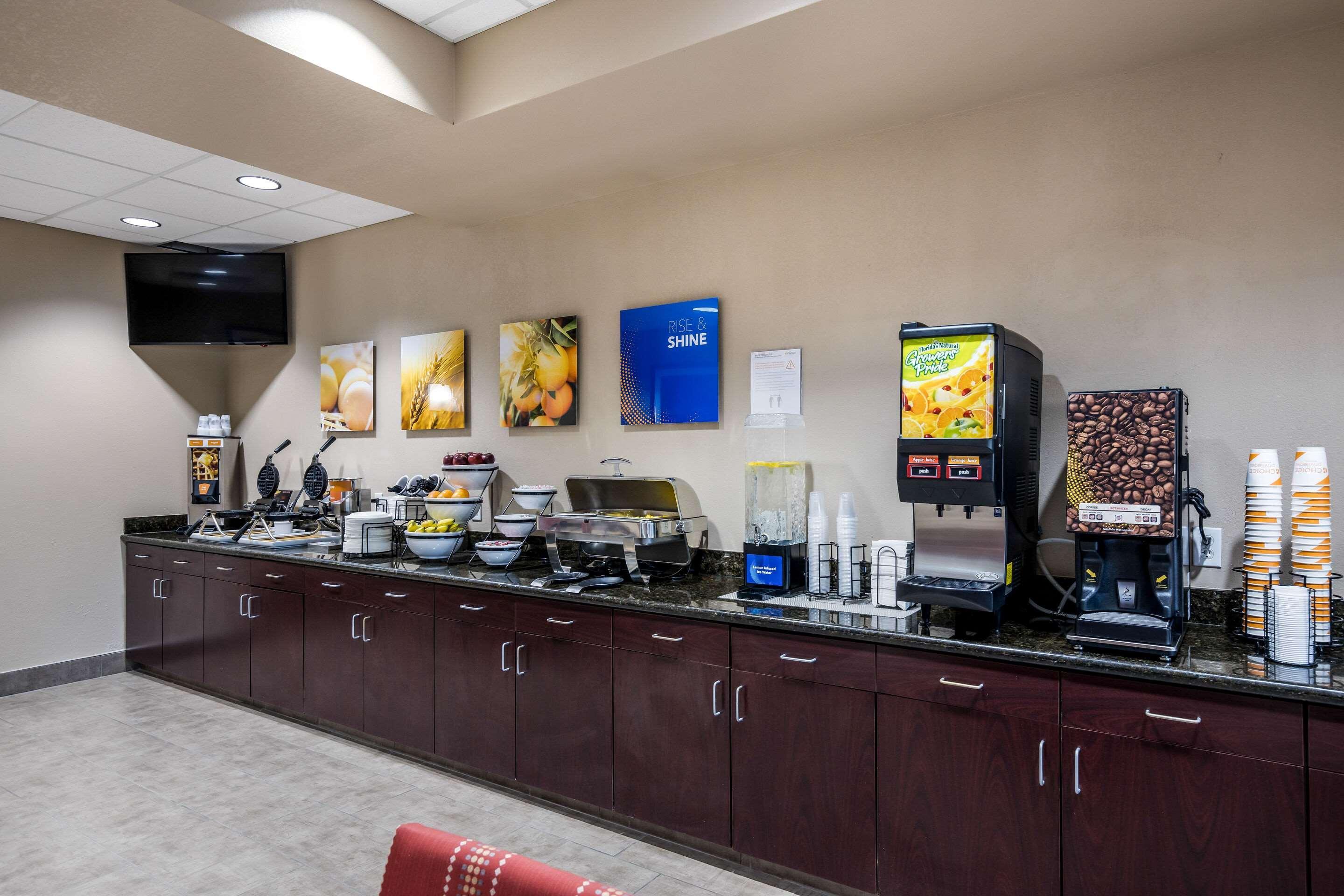 Comfort Inn Bonner Springs Kansas City Esterno foto
