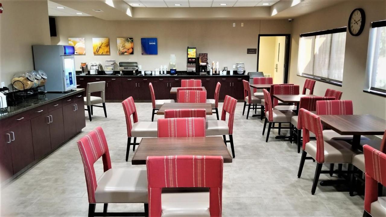 Comfort Inn Bonner Springs Kansas City Esterno foto